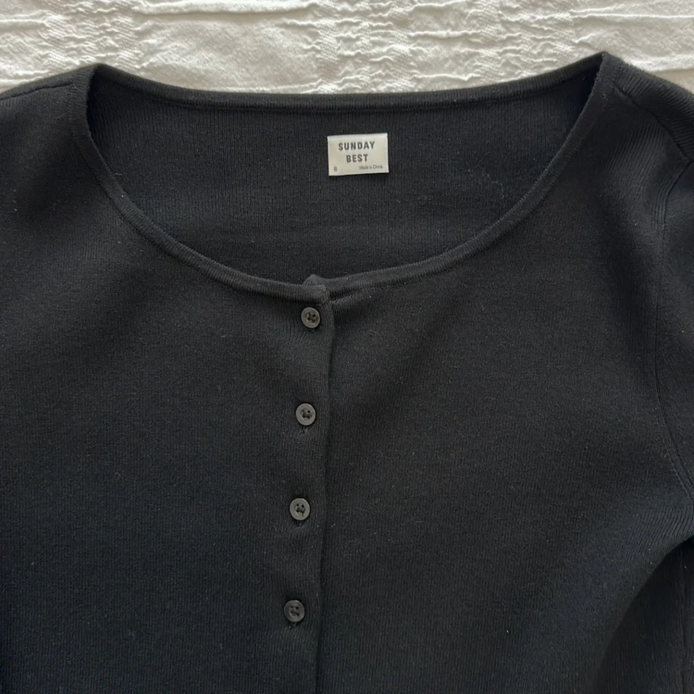 Sunday Best Cropped Long Sleeve - Picture 2 of 4
